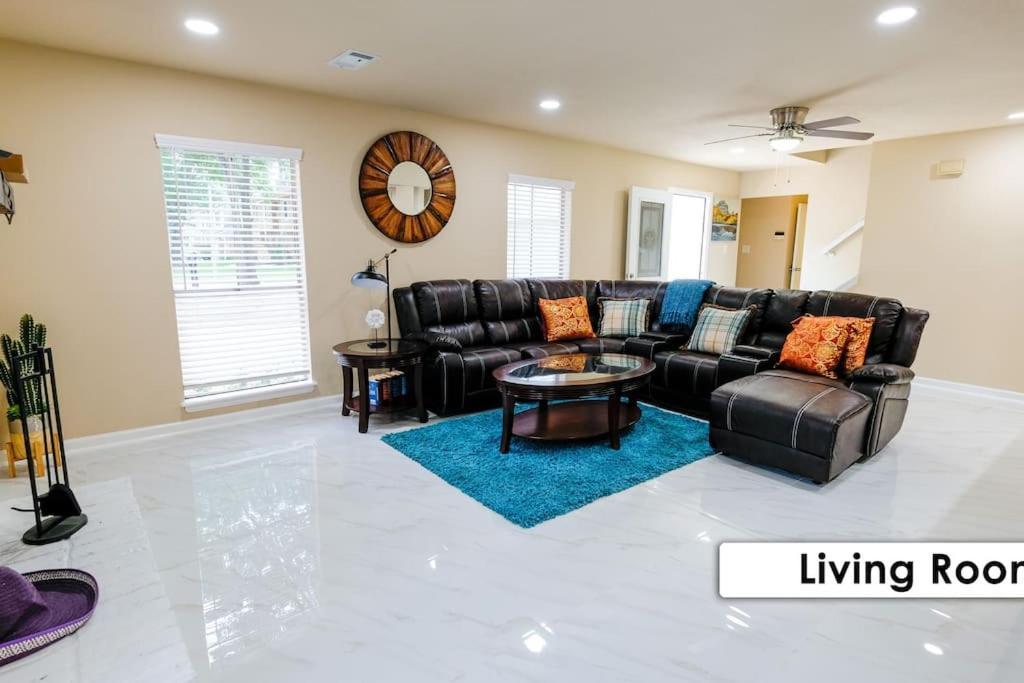 Stunning Family Home In North Houston!!! - Briar Creek Спринг Екстериор снимка